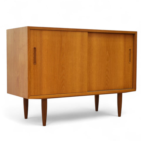 Compact Oak Sideboard by Poul Hundevad