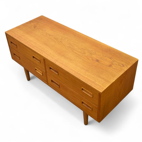 Low Oak 4-Drawer Storage by Poul Hundevad