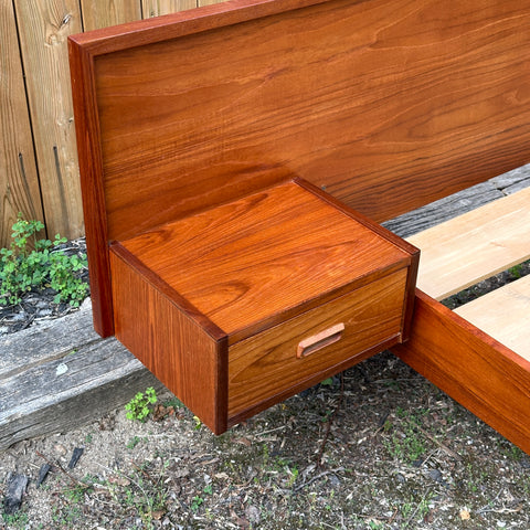 Vintage Teak Queen Bed Frame w/ Floating Side Table